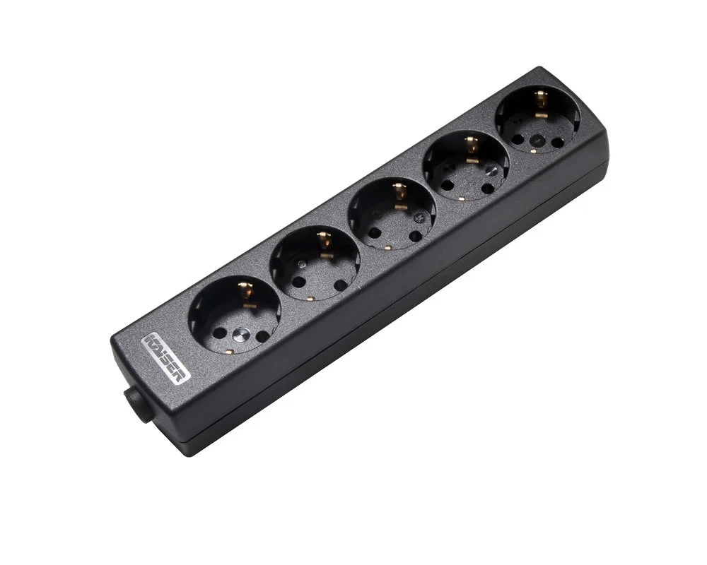 Martin Kaiser 5-Way 45 Degree Black Socket With Grounding (European Socket) - 1065/SW
